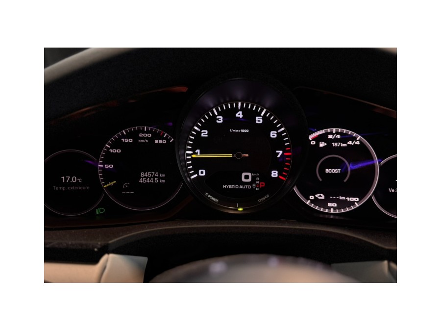 PORSCHE d'occasion CAYENNE 3.0 V6 E-HYBRID COUPE PLATINIUM EDITION de