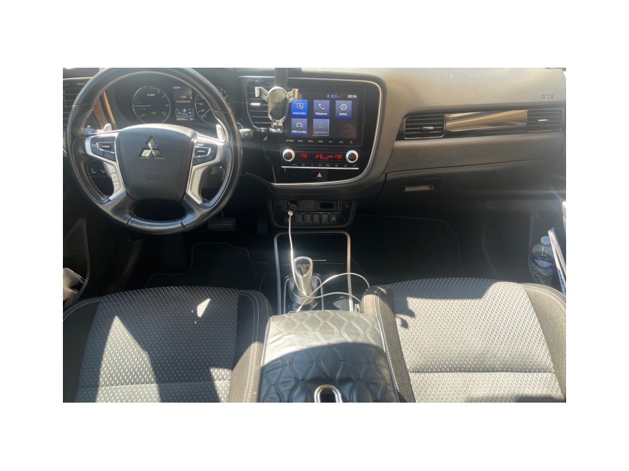 MITSUBISHI d'occasion OUTLANDER PHEV TWIN MOTOR INVITE 4WD de 2020