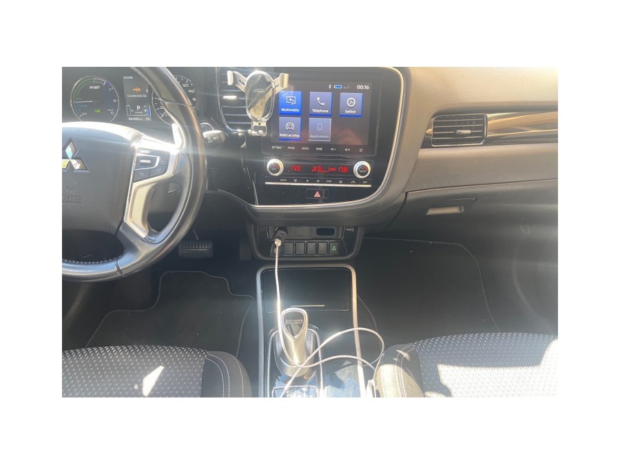MITSUBISHI d'occasion OUTLANDER PHEV TWIN MOTOR INVITE 4WD de 2020