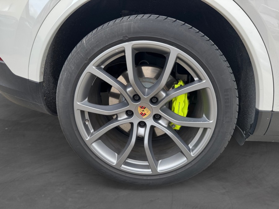 PORSCHE d'occasion CAYENNE 3.0 V6 E-HYBRID COUPE PLATINIUM EDITION de