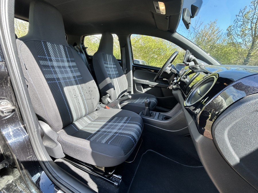 VOLKSWAGEN d'occasion UP 2.0 1.0 UNITED de 2016 Vaucresson (92)﻿