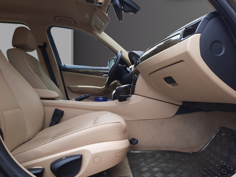 BMW d'occasion X1 20I XDRIVE LOUNGE BA de 2013 Montreuil (93)﻿