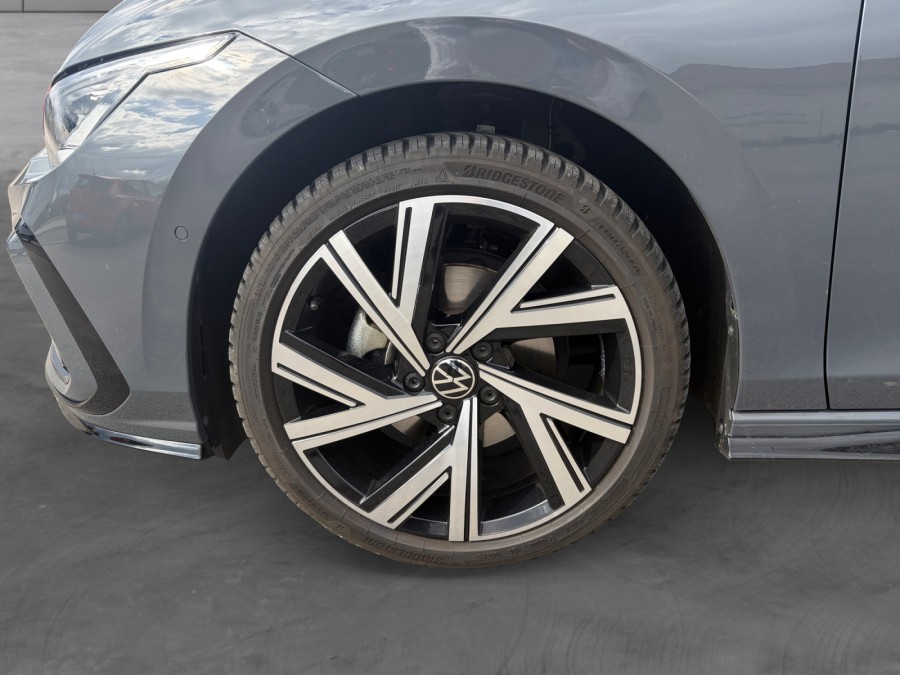 VOLKSWAGEN d'occasion GOLF 1.5 E-TSI OPF 150 R-LINE DSG de 2024