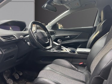 Peugeot 3008 1.2 puretech 130ch ss bvm6 allure, carplays, sieges chauffants, garantie 12 mois occasion simplicicar villejuif ...