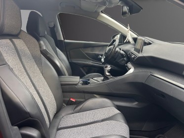 Peugeot 3008 1.2 puretech 130ch ss bvm6 allure, carplays, sieges chauffants, garantie 12 mois occasion simplicicar villejuif ...