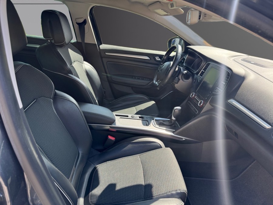 RENAULT d'occasion MEGANE TCE 130 AKAJU EDC de 2017 Saint Nazaire