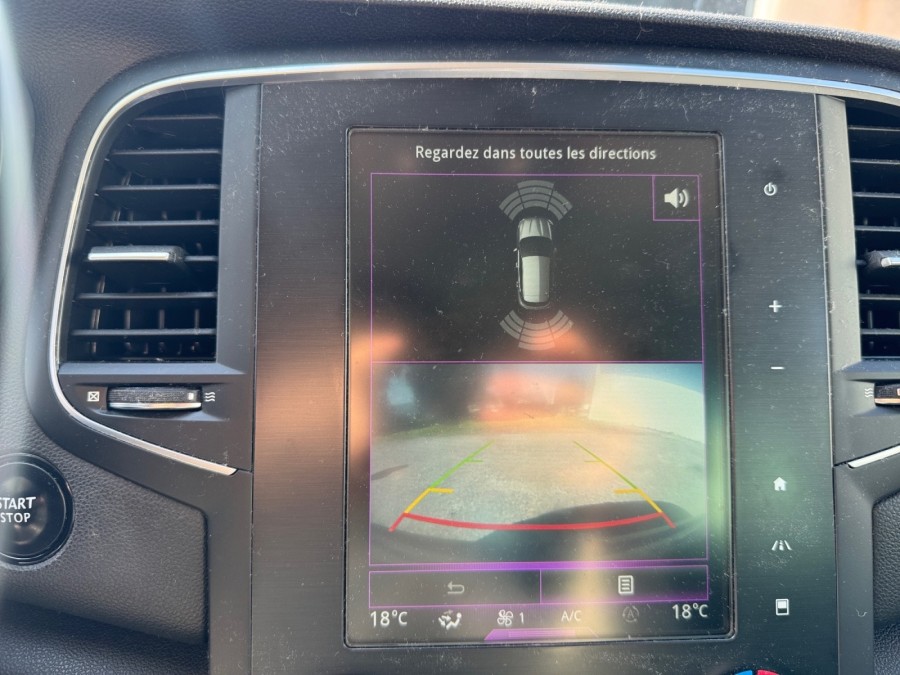 RENAULT d'occasion MEGANE TCE 130 AKAJU EDC de 2017 Saint Nazaire