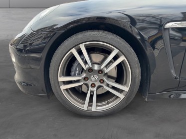 Porsche panamera v6 3.6 300 pdk/ camÉra de recul / pack sport chrono / toit ouvrant / volant chuffant occasion paris 17ème...