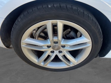 Audi a4 a4 2.0 tdi 143 dpf s line multitronic a occasion avignon (84) simplicicar simplicibike france
