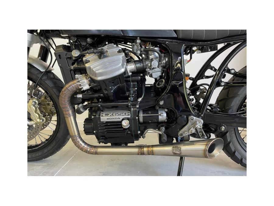 HONDA d'occasion CX650 CXE 650 de 1985 Royan (17)﻿