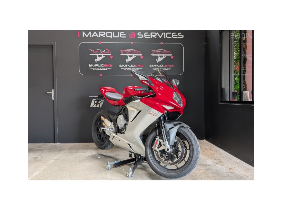 MV AGUSTA d'occasion F3 800 Moto de 2013 Besançon (25)﻿