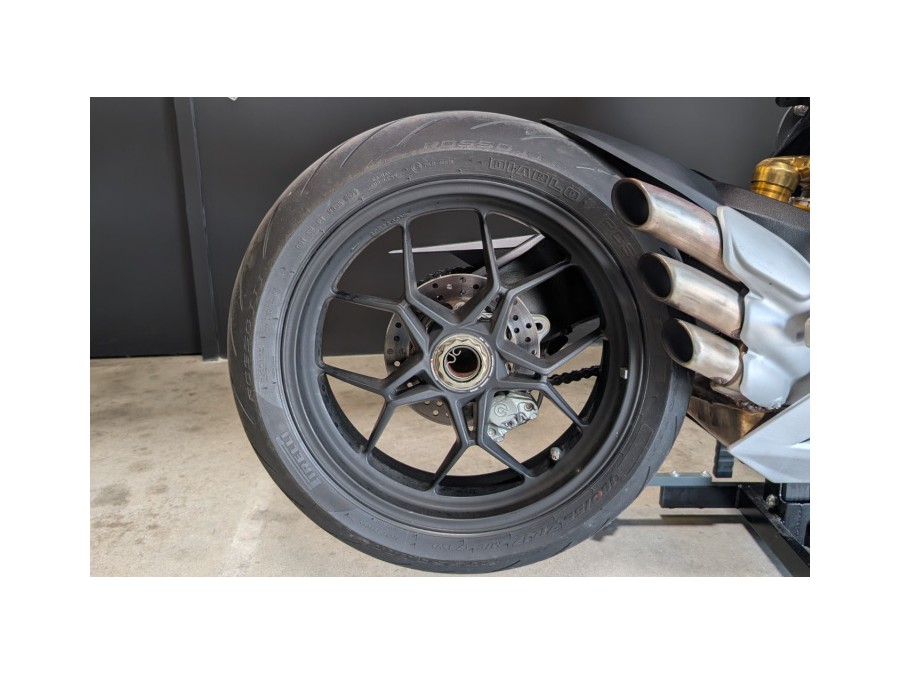 MV AGUSTA d'occasion F3 800 Moto de 2013 Besançon (25)﻿