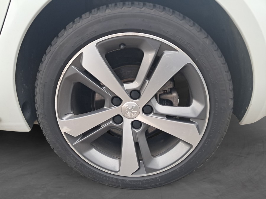 PEUGEOT d'occasion 308 1.6 BLUE HDI 120 FELINE de 2017 Colmar (68)﻿