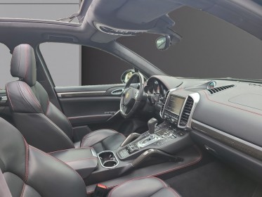 Porsche cayenne 4.8 v8 s turbo tiptronic s a //entretien porsche//toit ouvrant//pack carbon//pack chrono//sieges 18...