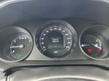 Renault megane iv berline tce 100 energy life garantie 12 mois occasion simplicicar brive la gaillarde  simplicicar...
