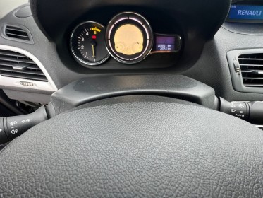 Renault megane iii estate privilège estate iii 1.9 dci 130 eco2 occasion avignon (84) simplicicar simplicibike france