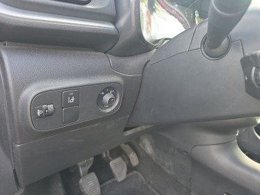 Citroen c3 c3 puretech 82 graphic distribution vidange faite occasion avignon (84) simplicicar simplicibike france