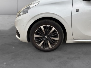 Peugeot 208 puretech 110ch ss eat6 tech edition/ courroie distri neuve/ entretien peugeot occasion simplicicar la ciotat...