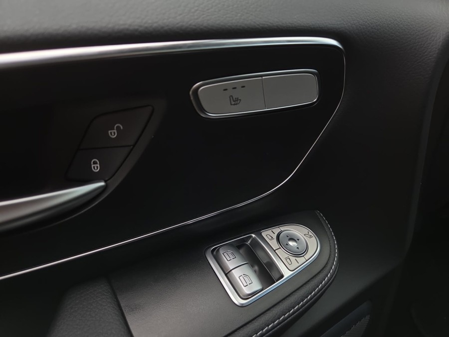 MERCEDES d'occasion CLASSE V EXTRA LONG 300D 237 STYLE PH2 de 2024