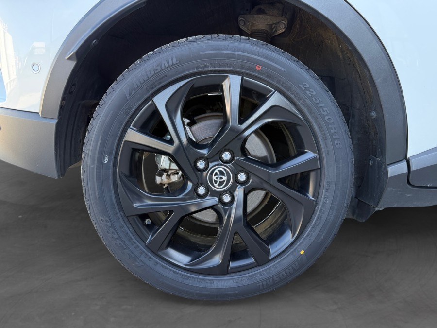 TOYOTA d'occasion C-HR 1.8 122H DYNAMIC de 2019 Poitiers (86)﻿