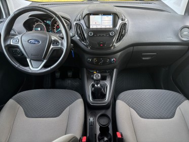Ford tourneo courier 1.0 e 100 bv6 ss titanium // garantie 12 mois-bien entretenue occasion simplicicar brest simplicicar...
