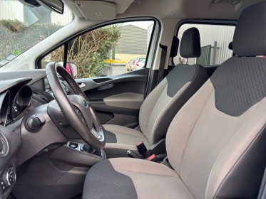 Ford tourneo courier 1.0 e 100 bv6 ss titanium // garantie 12 mois-bien entretenue occasion simplicicar brest simplicicar...