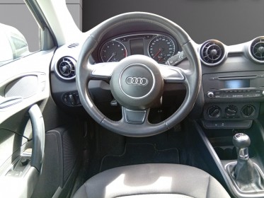 Audi a1 a1 1.2 tfsi 86 attraction occasion simplicicar lyon nord  simplicicar simplicibike france