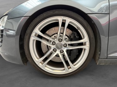 Audi r8 r8 v8 4.2 fsi 420 quattro r-tronic - garantie 12 mois occasion simplicicar lyon ouest simplicicar simplicibike france