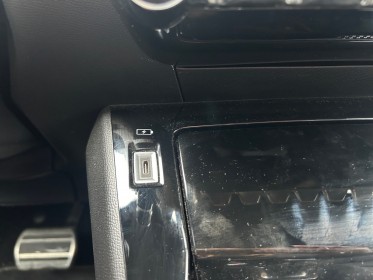 Peugeot 2008 130 ss eat8 gt line / carplay / garantie 12mois minimum / occasion simplicicar pontarlier simplicicar...