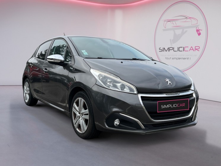 Peugeot 208 style 82ch bvm5/ gps/ apple carplay/ radar de recul occasion simplicicar orgeval simplicicar simplicibike france Peugeot 208 style 82ch bvm5/ gps/ apple carplay/ radar de recul occasion simplicicar orgeval simplicicar simplicibike france