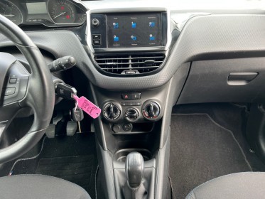 Peugeot 208 style 82ch bvm5/ gps/ apple carplay/ radar de recul occasion simplicicar orgeval  simplicicar simplicibike france