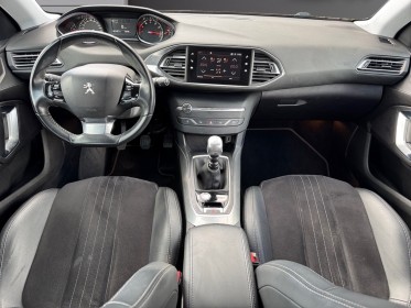 Peugeot 308 130ch ss bvm6 allure carplay occasion montpellier (34) simplicicar simplicibike france