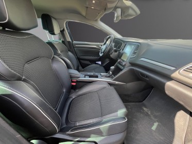 Renault megane iv berline tce 140 edc fap bose garantie 12 mois occasion simplicicar limoges  simplicicar simplicibike france
