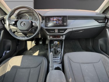 Skoda kamiq 1.0 tsi evo 110 ch bvm6 ambition - carplay - faible km occasion simplicicar compiegne simplicicar simplicibike...