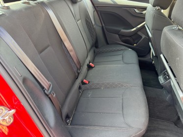 Skoda kamiq 1.0 tsi evo 110 ch bvm6 ambition - carplay - faible km occasion simplicicar compiegne simplicicar simplicibike...