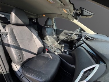Nissan qashqai 1.6 dci 130 stop/start all-mode 4x4-i black edition occasion simplicicar besanÇon simplicicar simplicibike...