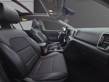 Kia sportage toit pano ouvrant design 1 ère main - gps - garantie 12 mois caméra de recul - 1.6 crdi 115ch.  - occasion...