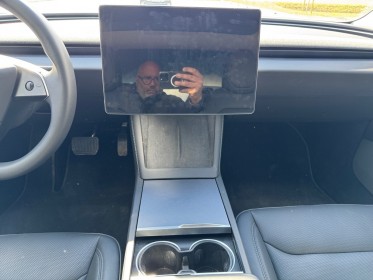 Tesla model 3 autonomie standard plus rwd  pneus arrières neufs  garantie constructeur occasion simplicicar vernon...