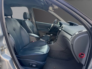 Renault laguna 3.0 i v6 initiale occasion simplicicar frejus  simplicicar simplicibike france