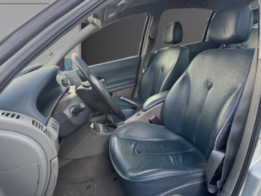 Renault laguna 3.0 i v6 initiale occasion simplicicar frejus  simplicicar simplicibike france