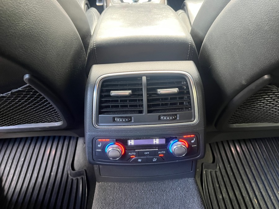 AUDI d'occasion S7 SB V8 4.0 TFSI 420 QUATTRO S TRONIC de 2013