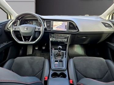 Seat leon fr 2.0 tdi 150 start/stop carplay toit ouvrant garantie 12 mois occasion simplicicar vichy simplicicar simplicibike...