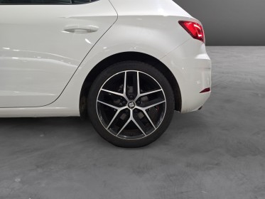 Seat leon fr 2.0 tdi 150 start/stop carplay toit ouvrant garantie 12 mois occasion simplicicar vichy simplicicar simplicibike...