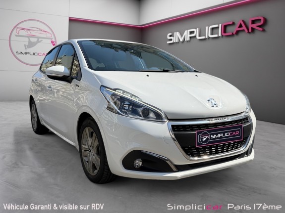 Peugeot 208 puretech 82ch ss bvm5 signature/couroie changÉe/camera de recul et radar de stationnement -garantie 12 mois...