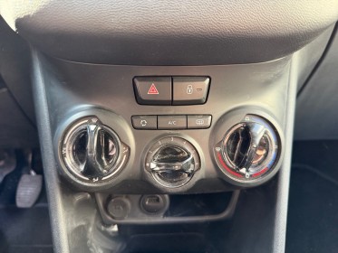 Peugeot 208 puretech 82ch ss bvm5 signature/couroie changÉe/camera de recul et radar de stationnement -garantie 12 mois...