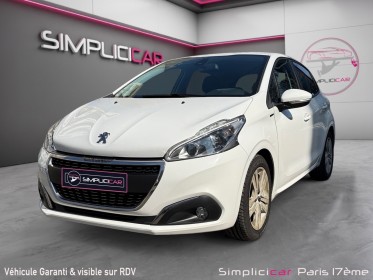 Peugeot 208 puretech 82ch ss bvm5 signature/couroie changÉe/camera de recul et radar de stationnement -garantie 12 mois...