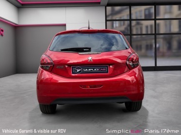 Peugeot 208 puretech 82ch ss bvm5 signature occasion paris 17ème (75)(porte maillot) simplicicar simplicibike france
