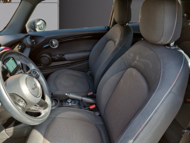 Mini hatch 3 portes f56 one 102 ch bva7 edition black pepper occasion simplicicar charmes simplicicar simplicibike france