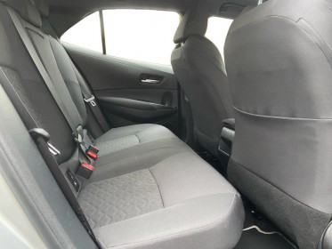 Toyota corolla hybride my22 122h dynamic / entretien full toyota occasion simplicicar st-maximin simplicicar simplicibike...