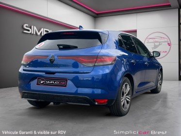 Renault megane iv berline blue dci 115 edc gt garantie 12 mois occasion simplicicar brest simplicicar simplicibike france